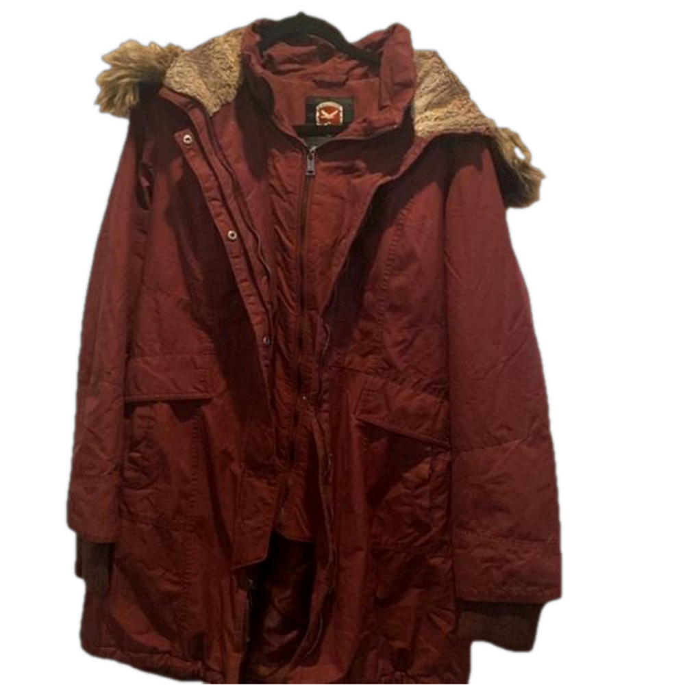MADISON EXPEDITION Size L Wine Red Winter Coat with Faux Fur Trim